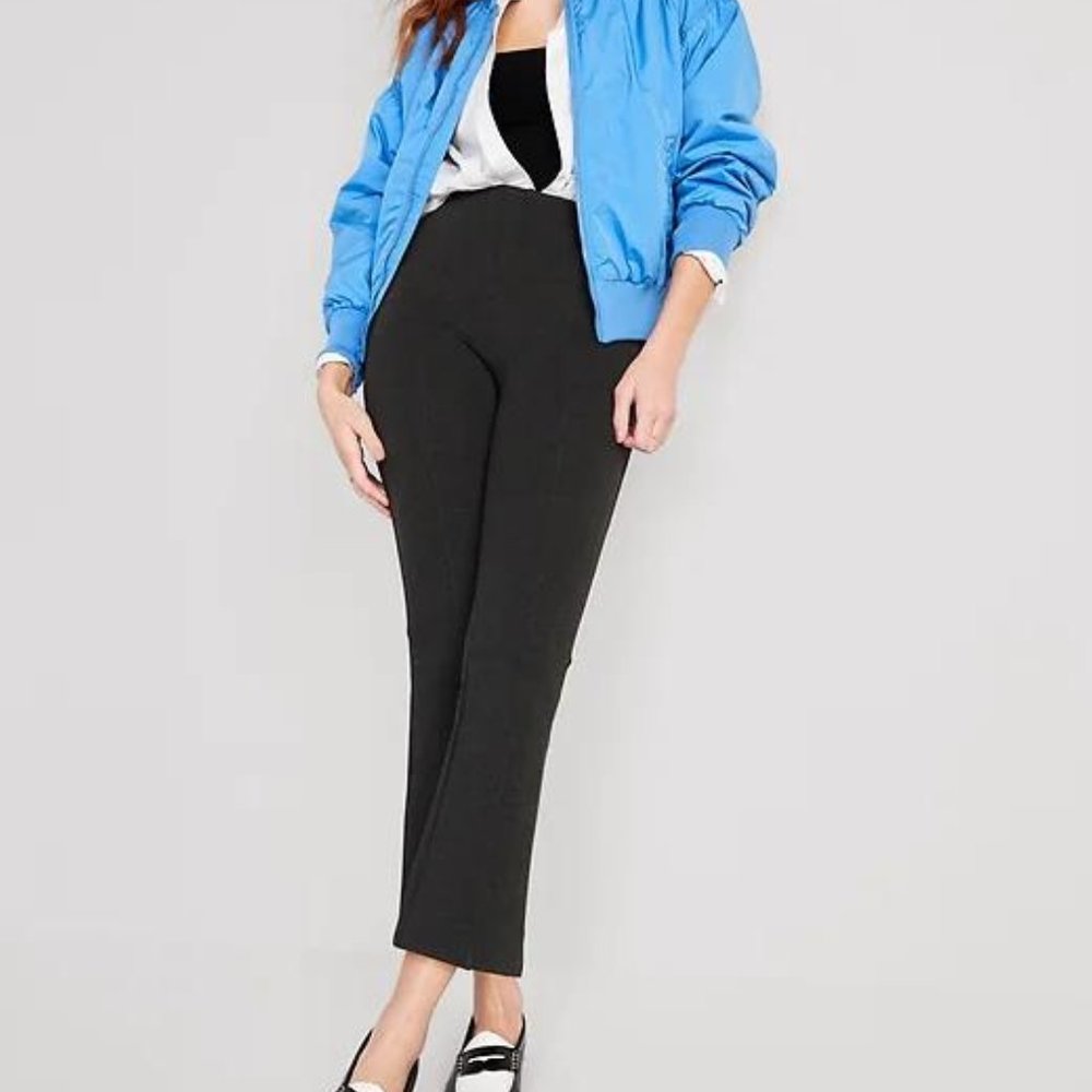 NEW Old Navy Extra High-Waisted Stevie Cropped Flare Pants for Women - Picture 3 of 8